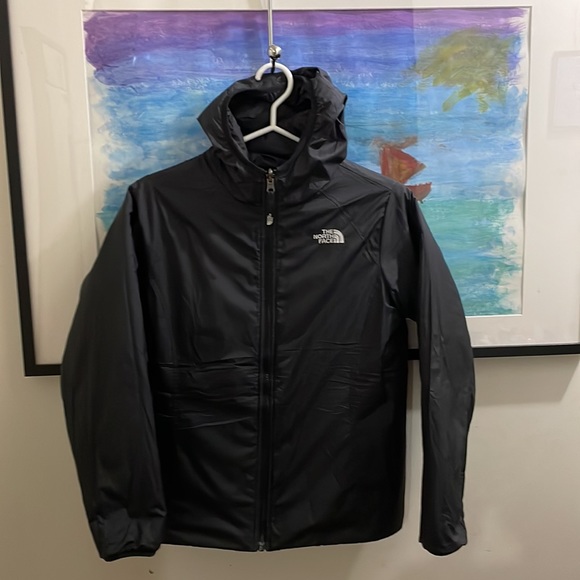 SOLD Reversible jacket north face jacket. - Picture 8 of 12